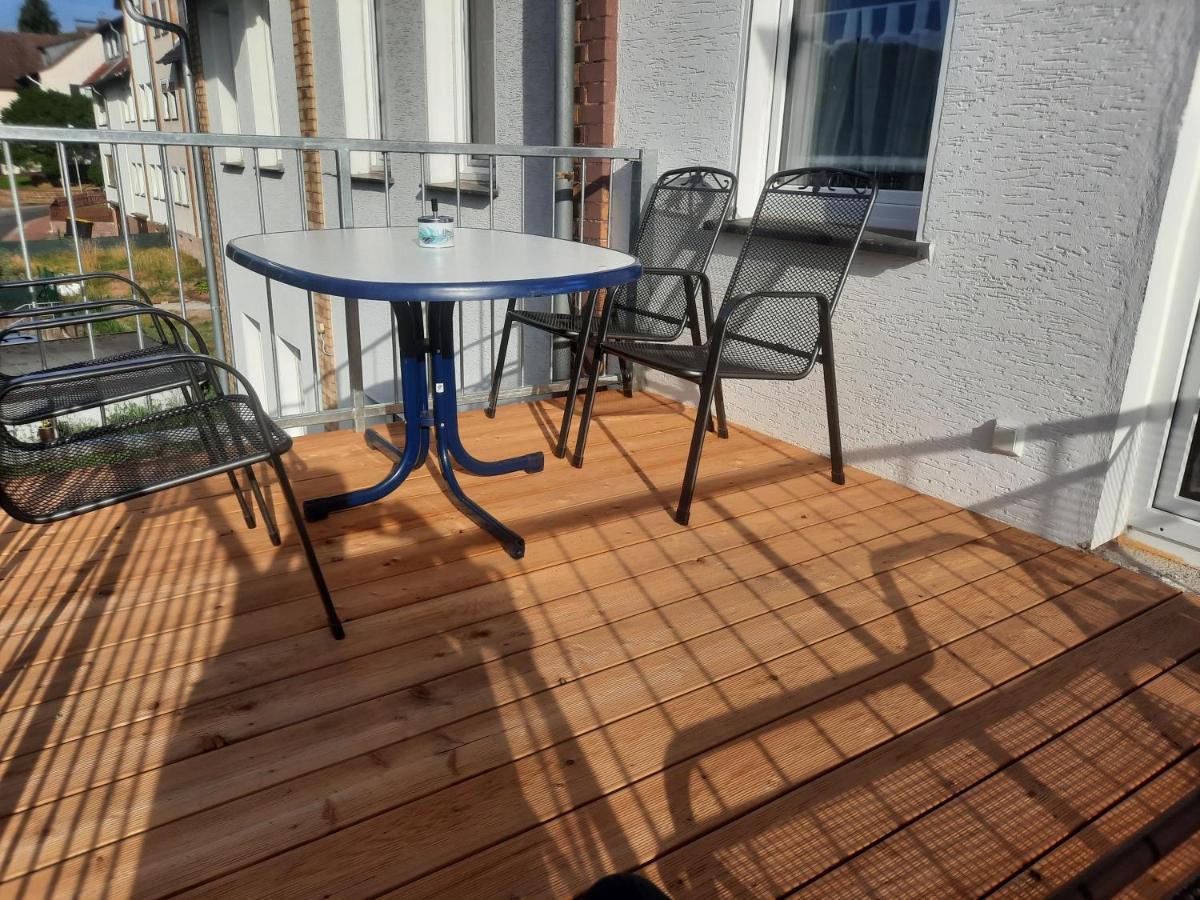 Exklusive Wohnoase Mit 3 Schlafzimmern Mwst Ausweisbar Grosser Balkon In Toller Lage Von Melsungen Luaran gambar