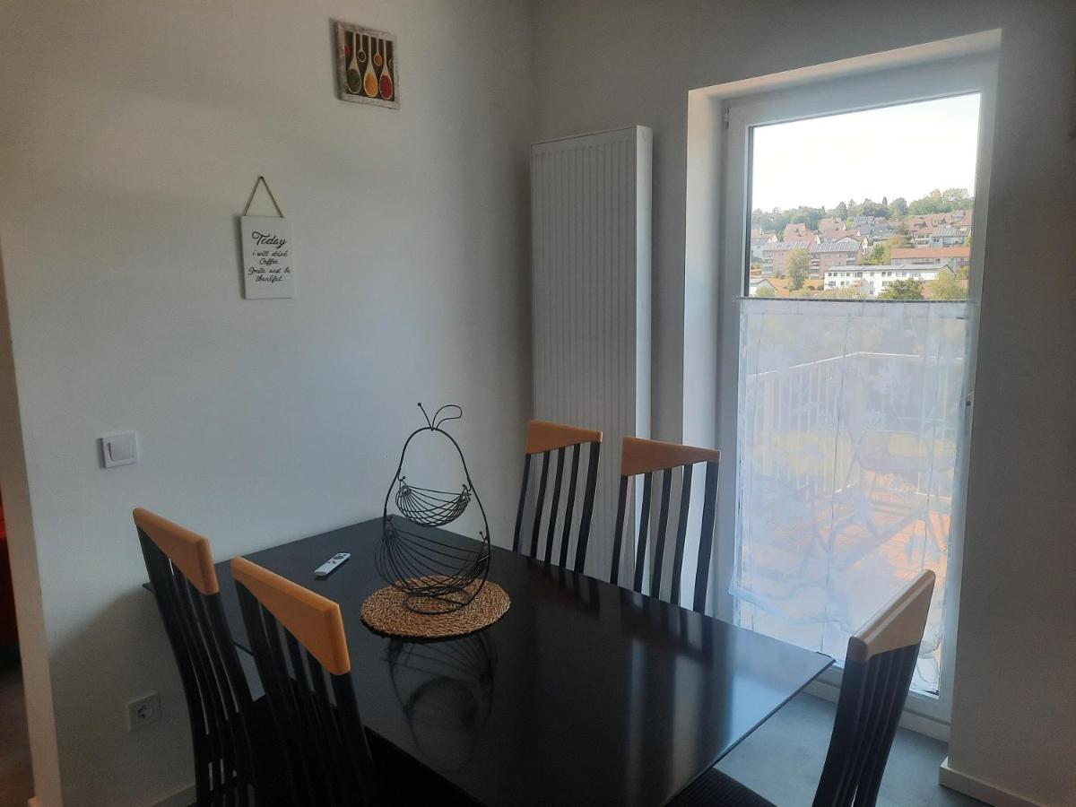 Exklusive Wohnoase Mit 3 Schlafzimmern Mwst Ausweisbar Grosser Balkon In Toller Lage Von Melsungen Luaran gambar